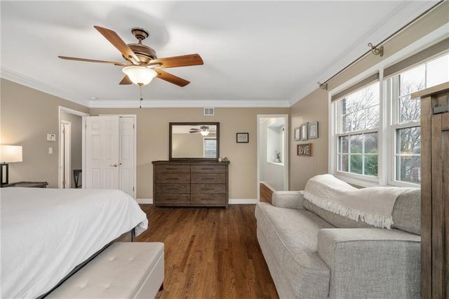 9501 Riggs Street, Overland Park, KS 66212