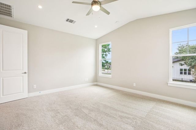 2136 Quiet Stables CIR, Cedar Park, TX 78613