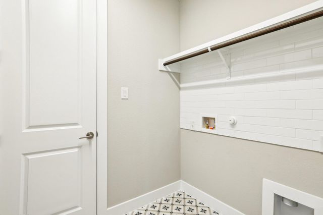 2136 Quiet Stables CIR, Cedar Park, TX 78613