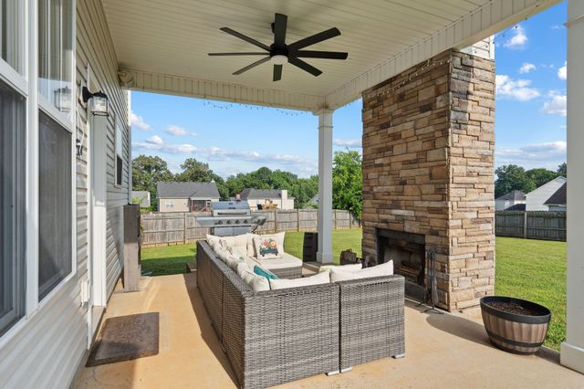 713 Elm St, Clarksville, TN 37040