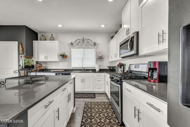 2025 Painted Sky Way, Sun Valley, NV 89433