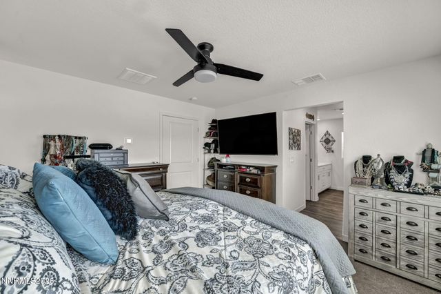 2025 Painted Sky Way, Sun Valley, NV 89433