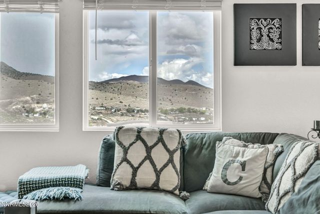 2025 Painted Sky Way, Sun Valley, NV 89433