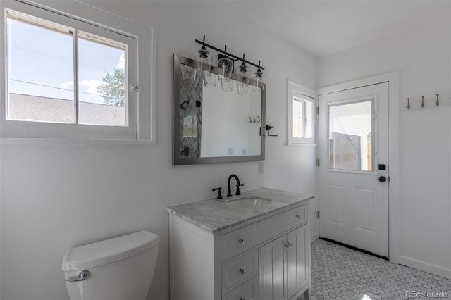 1734 S Franklin Street, Denver, CO 80210