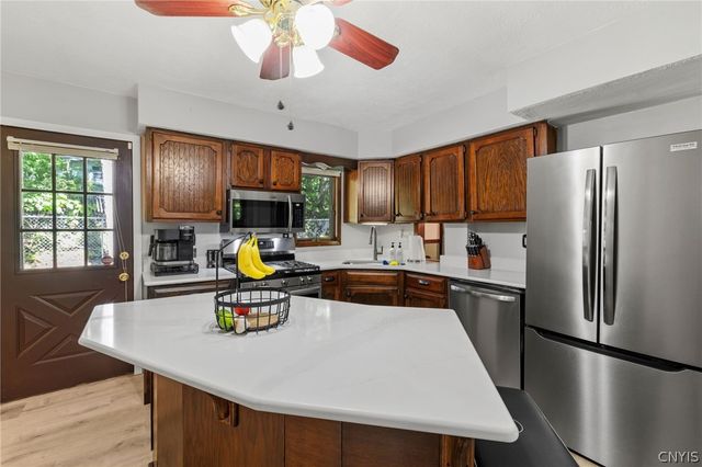 400 Richfield Avenue, Syracuse, NY 13205