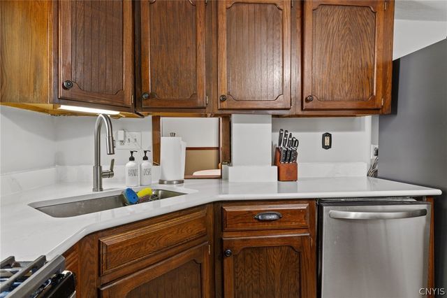 400 Richfield Avenue, Syracuse, NY 13205