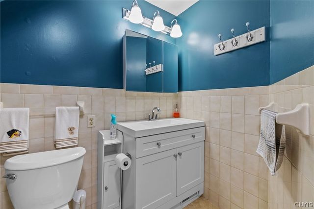 400 Richfield Avenue, Syracuse, NY 13205