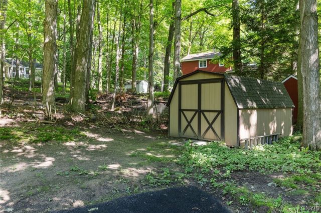 400 Richfield Avenue, Syracuse, NY 13205