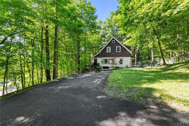 400 Richfield Avenue, Syracuse, NY 13205