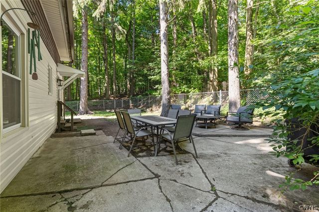400 Richfield Avenue, Syracuse, NY 13205