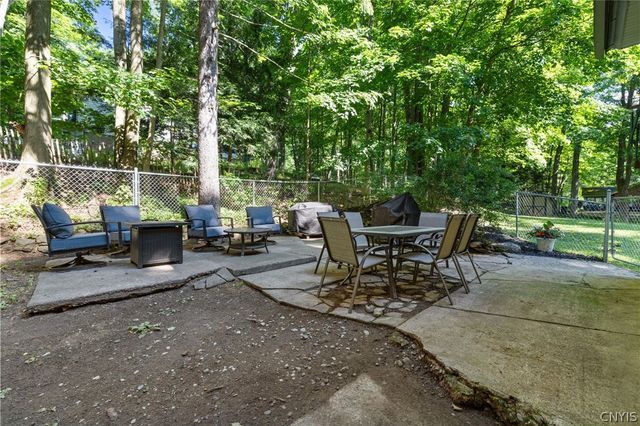 400 Richfield Avenue, Syracuse, NY 13205