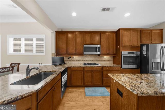 3739 Golden Leaf Point SW, Gainesville, GA 30504