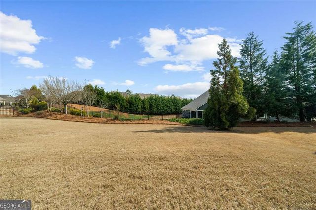 3739 Golden Leaf Point SW, Gainesville, GA 30504