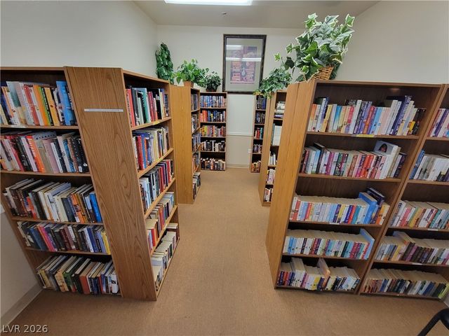 320 Montecito Drive, Pahrump, NV 89048