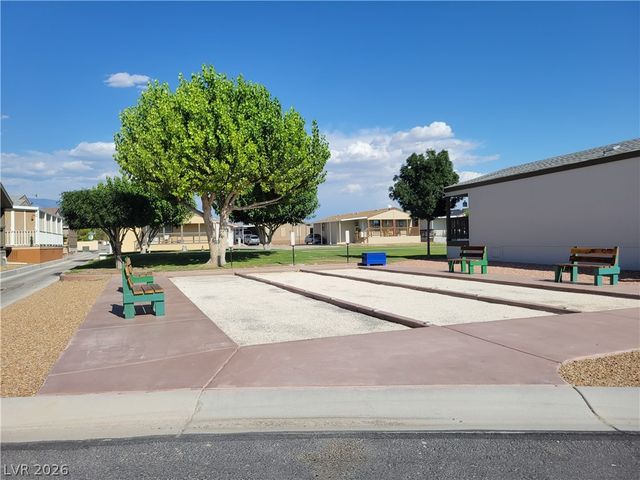 320 Montecito Drive, Pahrump, NV 89048