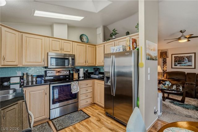 320 Montecito Drive, Pahrump, NV 89048