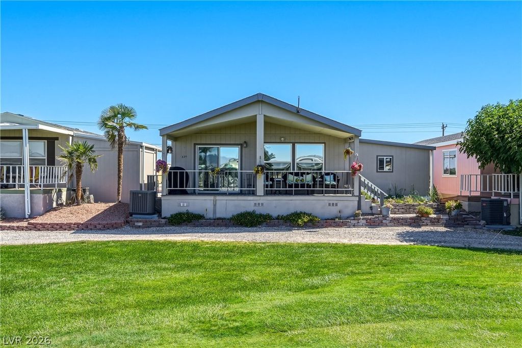 320 Montecito Drive, Pahrump, NV 89048