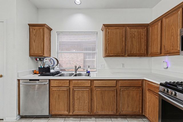 4616 Parkmount Drive, Fort Worth, TX 76137