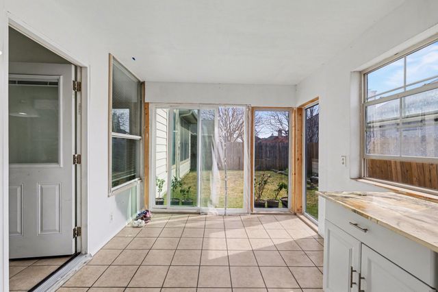 4616 Parkmount Drive, Fort Worth, TX 76137