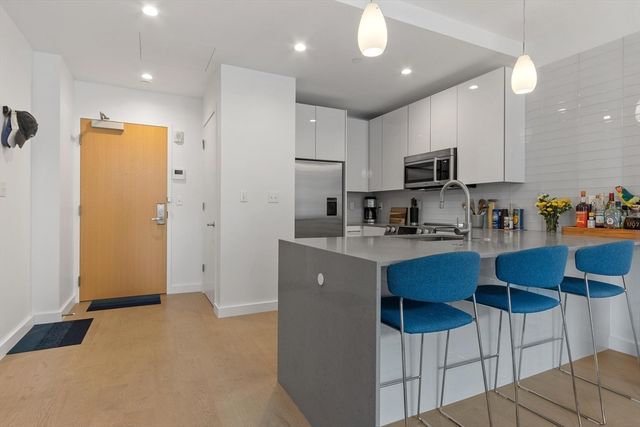 88 Wareham St 401, Boston, MA 02118