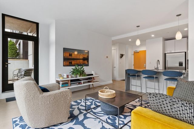 88 Wareham St 401, Boston, MA 02118