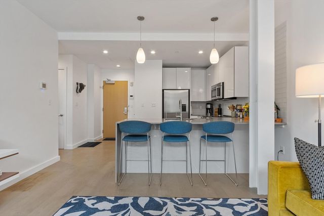 88 Wareham St 401, Boston, MA 02118