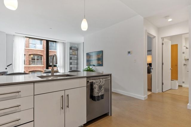 88 Wareham St 401, Boston, MA 02118