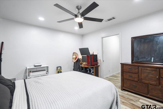 16883 County Road 4104, Lindale, TX 75771