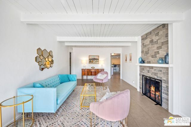 1572 N Riverside Drive, Palm Springs, CA 92264