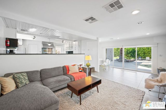 1572 N Riverside Drive, Palm Springs, CA 92264