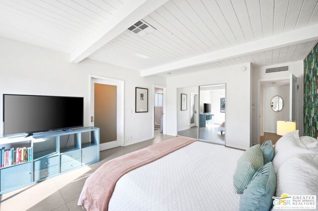 1572 N Riverside Drive, Palm Springs, CA 92264