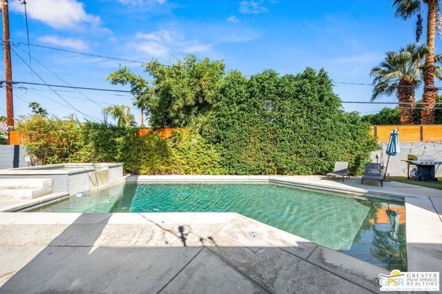 1572 N Riverside Drive, Palm Springs, CA 92264
