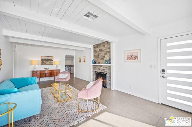 1572 N Riverside Drive, Palm Springs, CA 92264