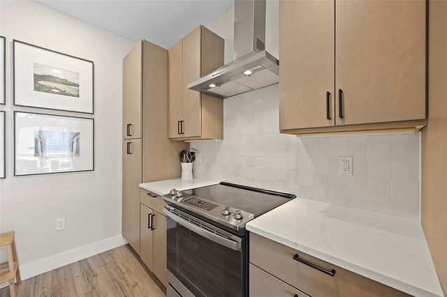 3725 Butler St 302, Lawrenceville, PA 15201