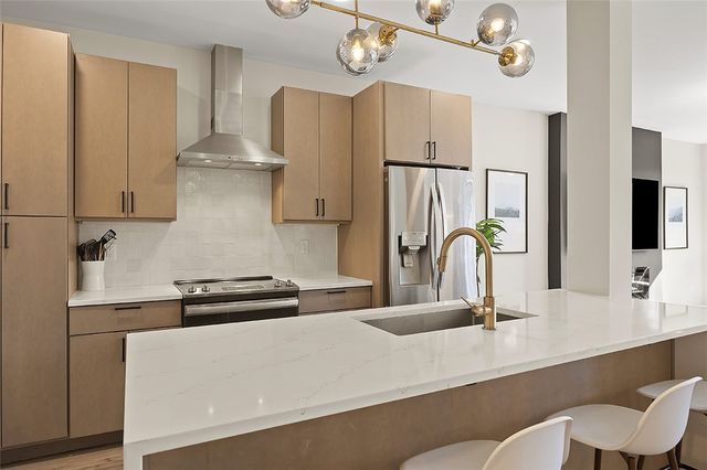 3725 Butler St 302, Lawrenceville, PA 15201