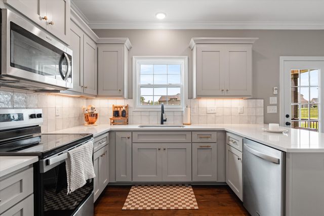 1121 Joe Martin Ln, Lebanon, TN 37087