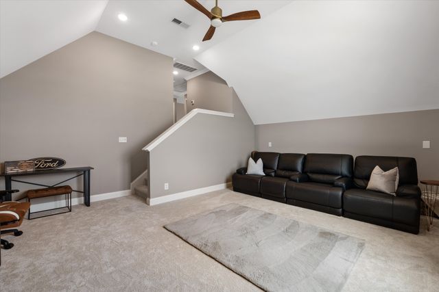 1121 Joe Martin Ln, Lebanon, TN 37087