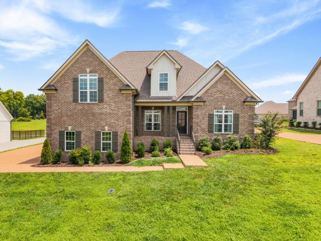 1121 Joe Martin Ln, Lebanon, TN 37087