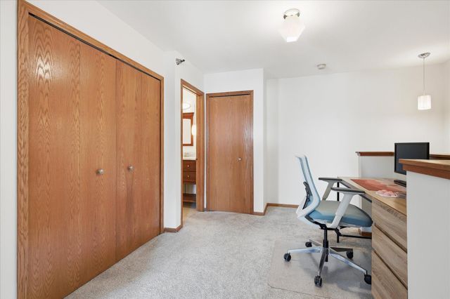 8449 Cortland Road, Eden Prairie, MN 55344