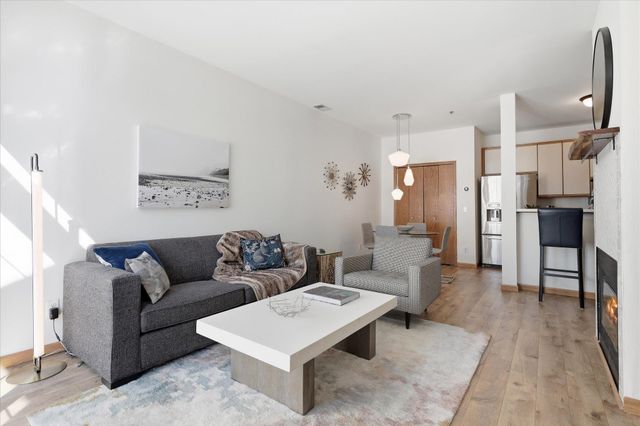 8449 Cortland Road, Eden Prairie, MN 55344