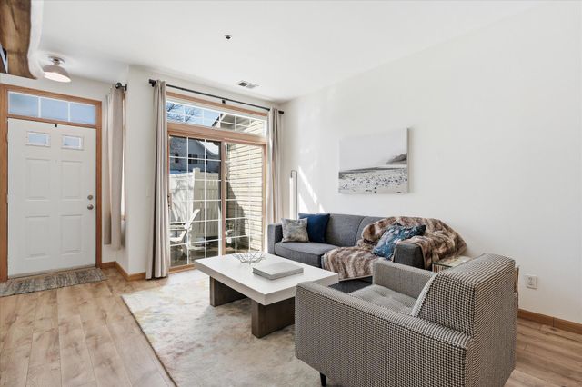 8449 Cortland Road, Eden Prairie, MN 55344