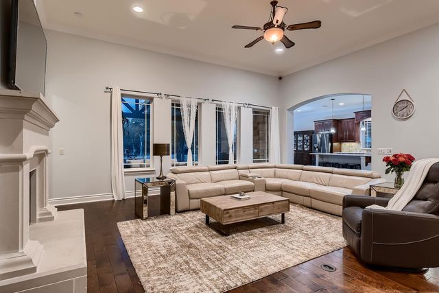 124 Gabriel VIS E, Georgetown, TX 78633