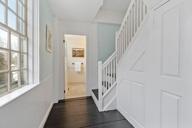 5 Lowell St 5, Carlisle, MA 01741