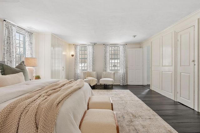 5 Lowell St 5, Carlisle, MA 01741