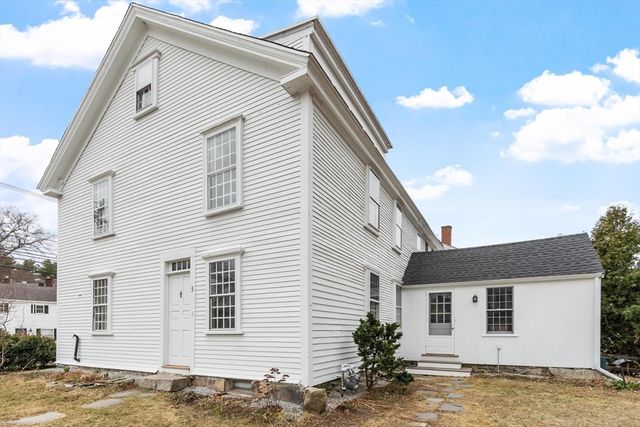 5 Lowell St 5, Carlisle, MA 01741