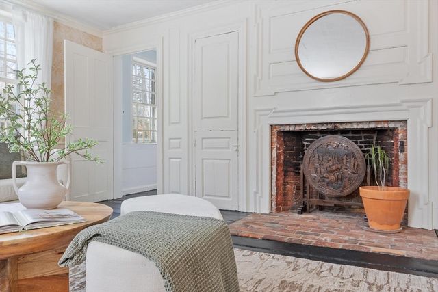 5 Lowell St 5, Carlisle, MA 01741