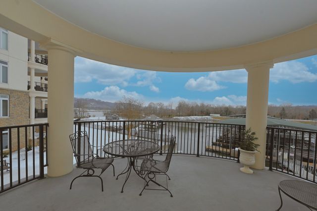 400 Warioto Way Apt 208, Ashland City, TN 37015