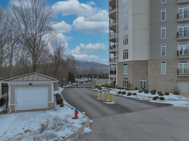 400 Warioto Way Apt 208, Ashland City, TN 37015