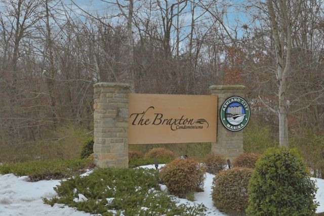 400 Warioto Way Apt 208, Ashland City, TN 37015