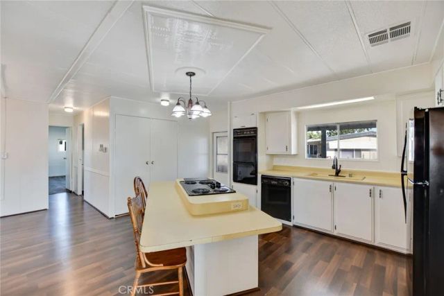3945 Bradford 55, La Verne, CA 91750